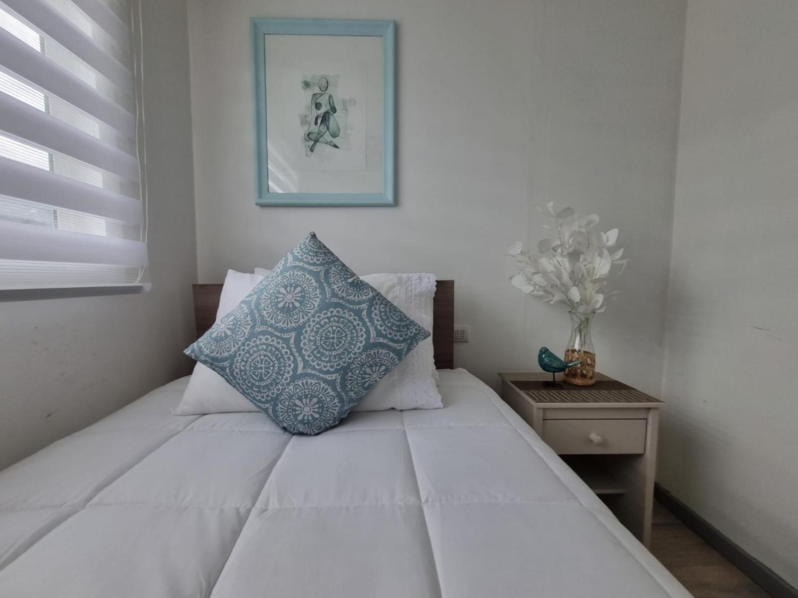 Hostal Chucaita 锡斯内斯港 外观 照片